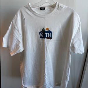 Kith Treats Desert Tee. Mens Large T Shirt